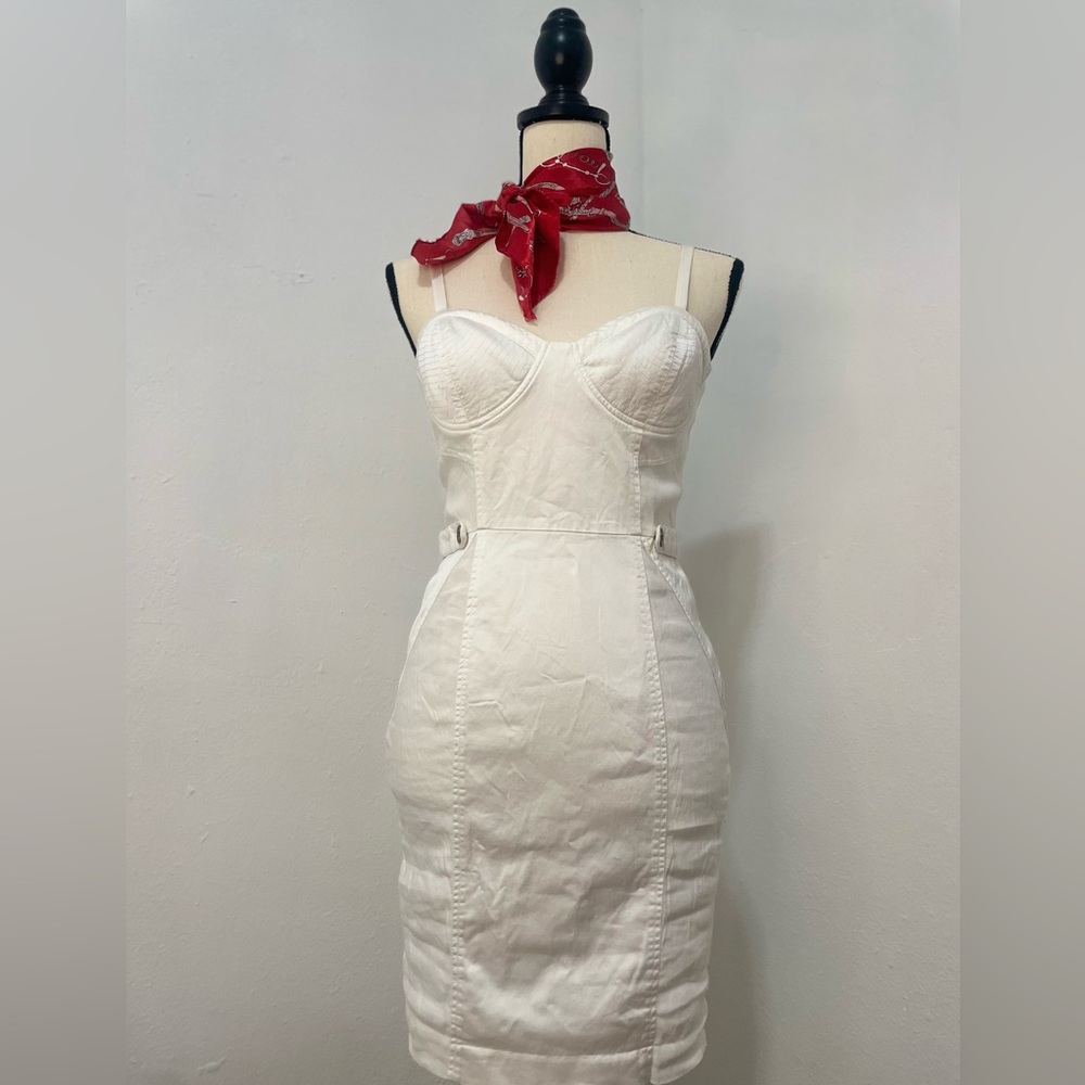 White dress 👗